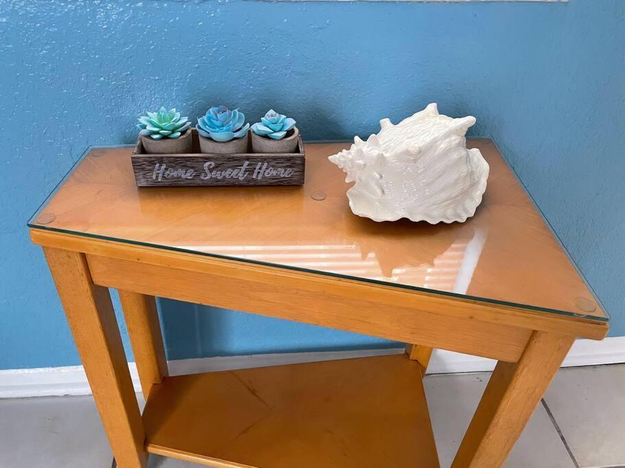 Entire Home By Siesta Key/Closed To Downtown 사라소타 외부 사진