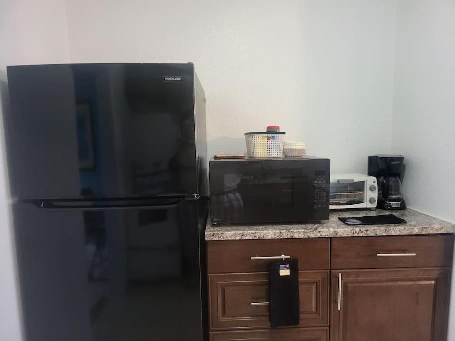 Entire Home By Siesta Key/Closed To Downtown 사라소타 외부 사진