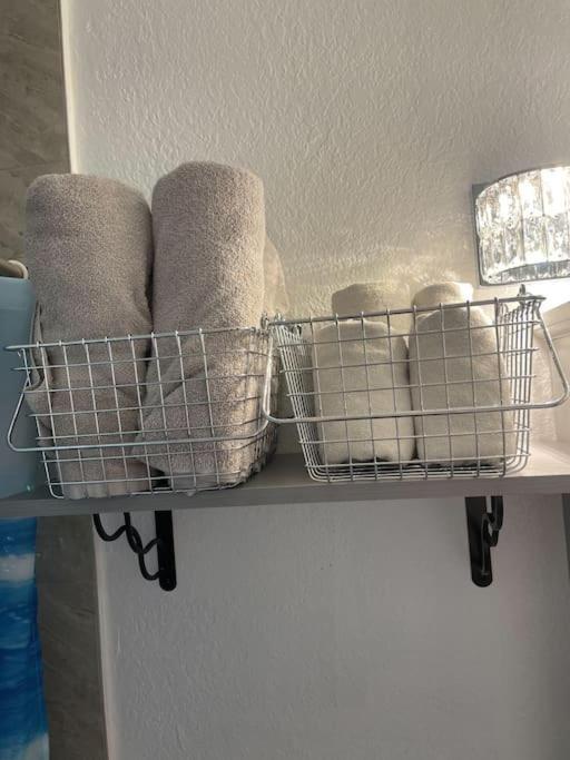 Entire Home By Siesta Key/Closed To Downtown 사라소타 외부 사진