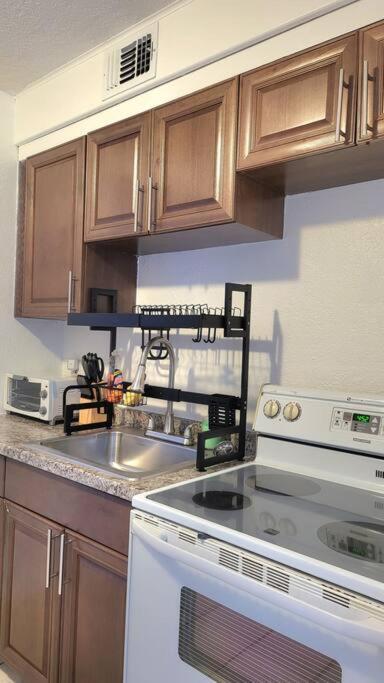 Entire Home By Siesta Key/Closed To Downtown 사라소타 외부 사진