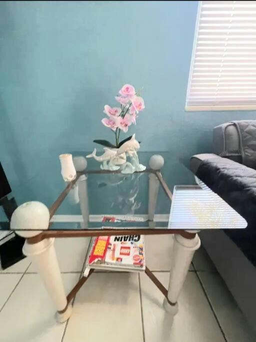 Entire Home By Siesta Key/Closed To Downtown 사라소타 외부 사진