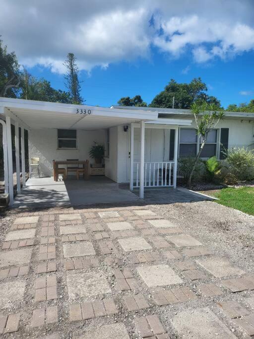 Entire Home By Siesta Key/Closed To Downtown 사라소타 외부 사진